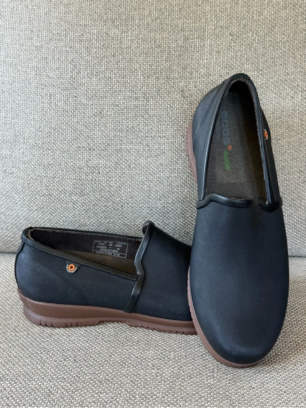 Bogs Sweet Pea Waterproof Slip On Shoes Black Size 7 Women’s